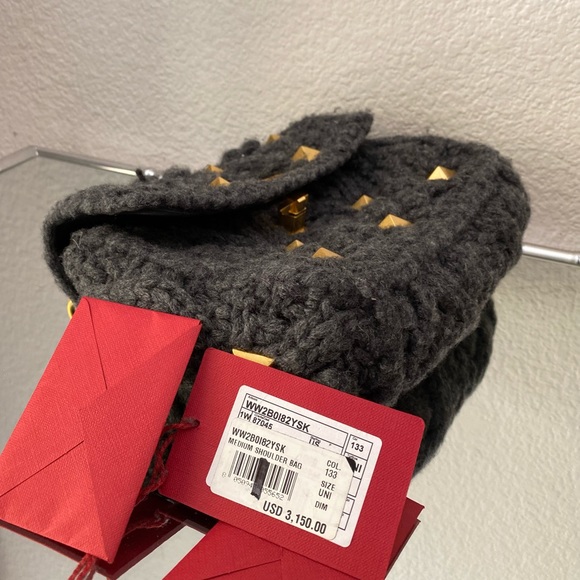 VALENTINO GARAVANI Medium Roman Stud Cashmere Shoulder Bag $3,150 - Picture 7 of 8